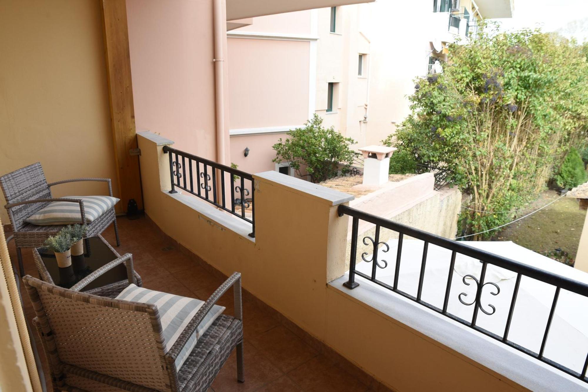 Villa Maxim In Corfu Town Anemomylos Exterior foto